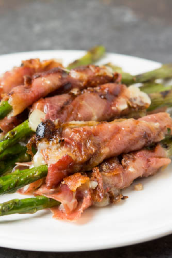 15+ Keto Snack Recipes That Actually Taste Like a Treat