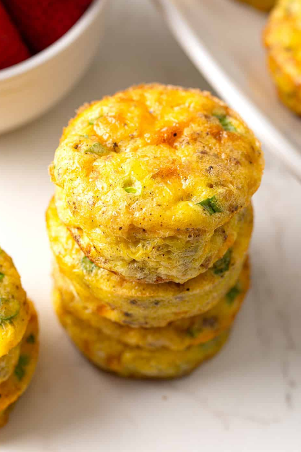 15+ Keto Snack Recipes That Actually Taste Like a Treat
