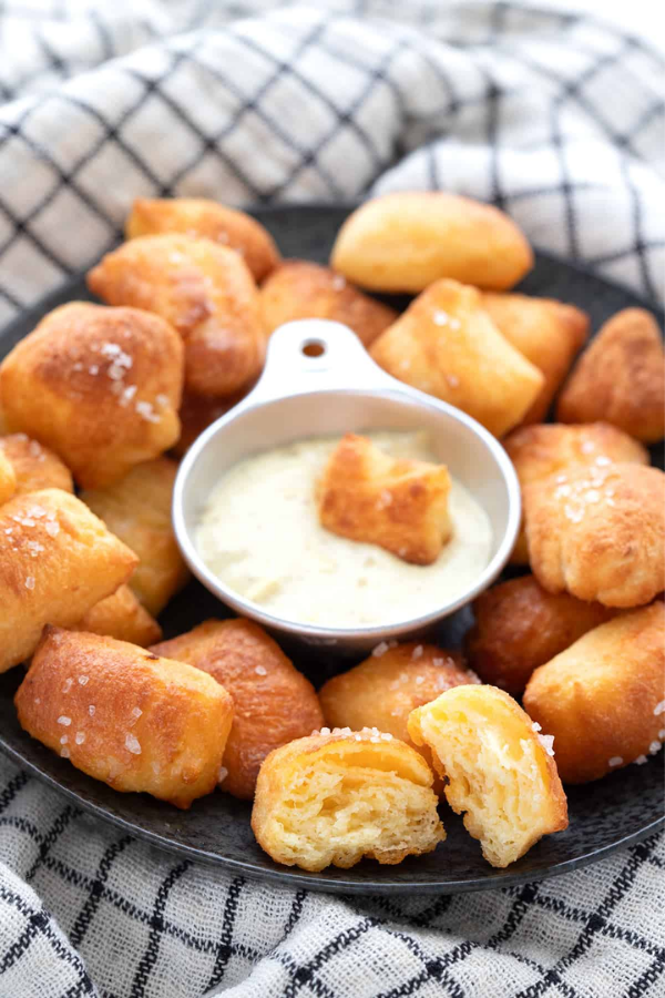15+ Keto Snack Recipes That Actually Taste Like a Treat